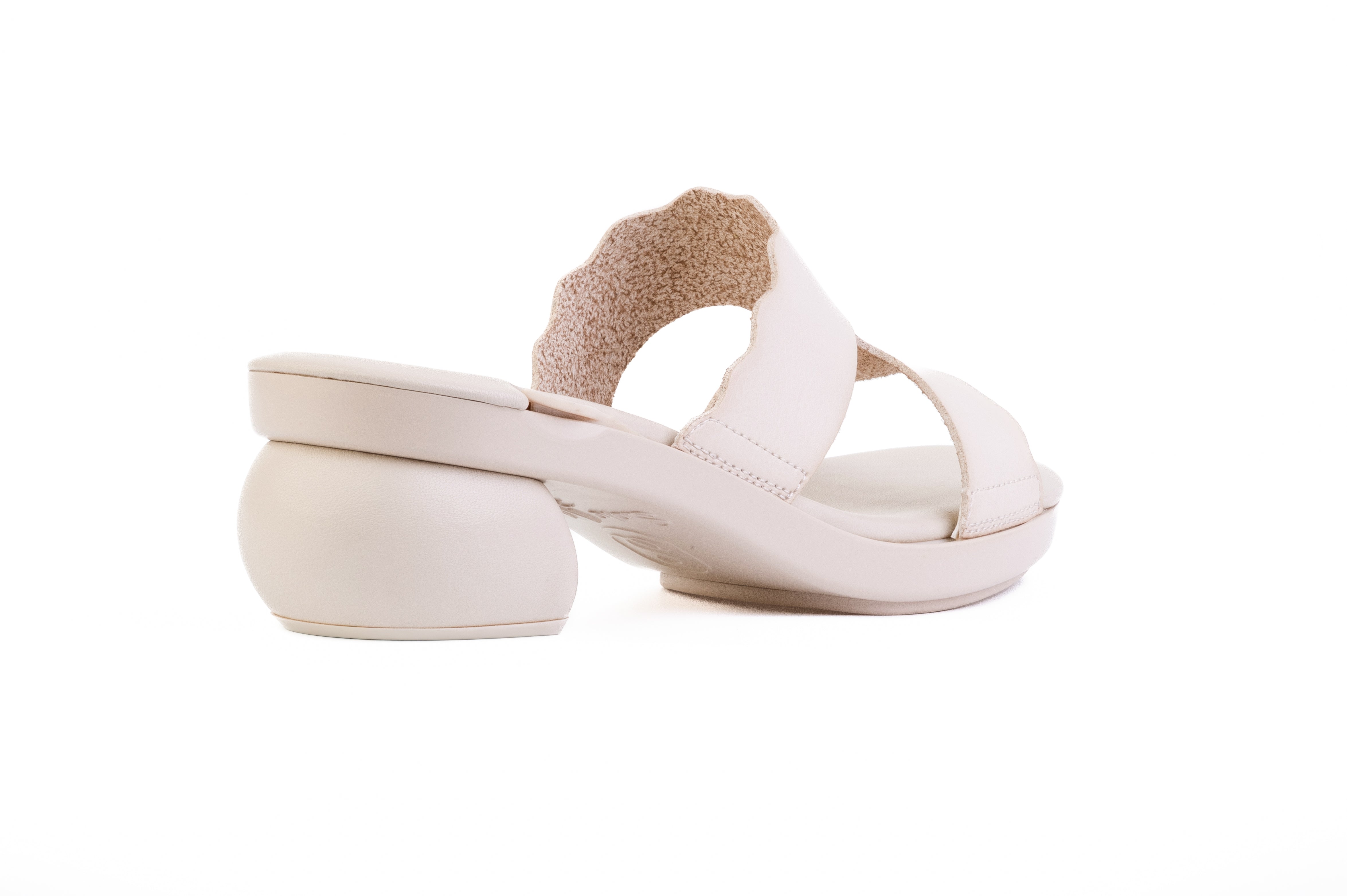 Sole Mate SoftSquare Base styled with Estrella Scalloped Top — modular sandals