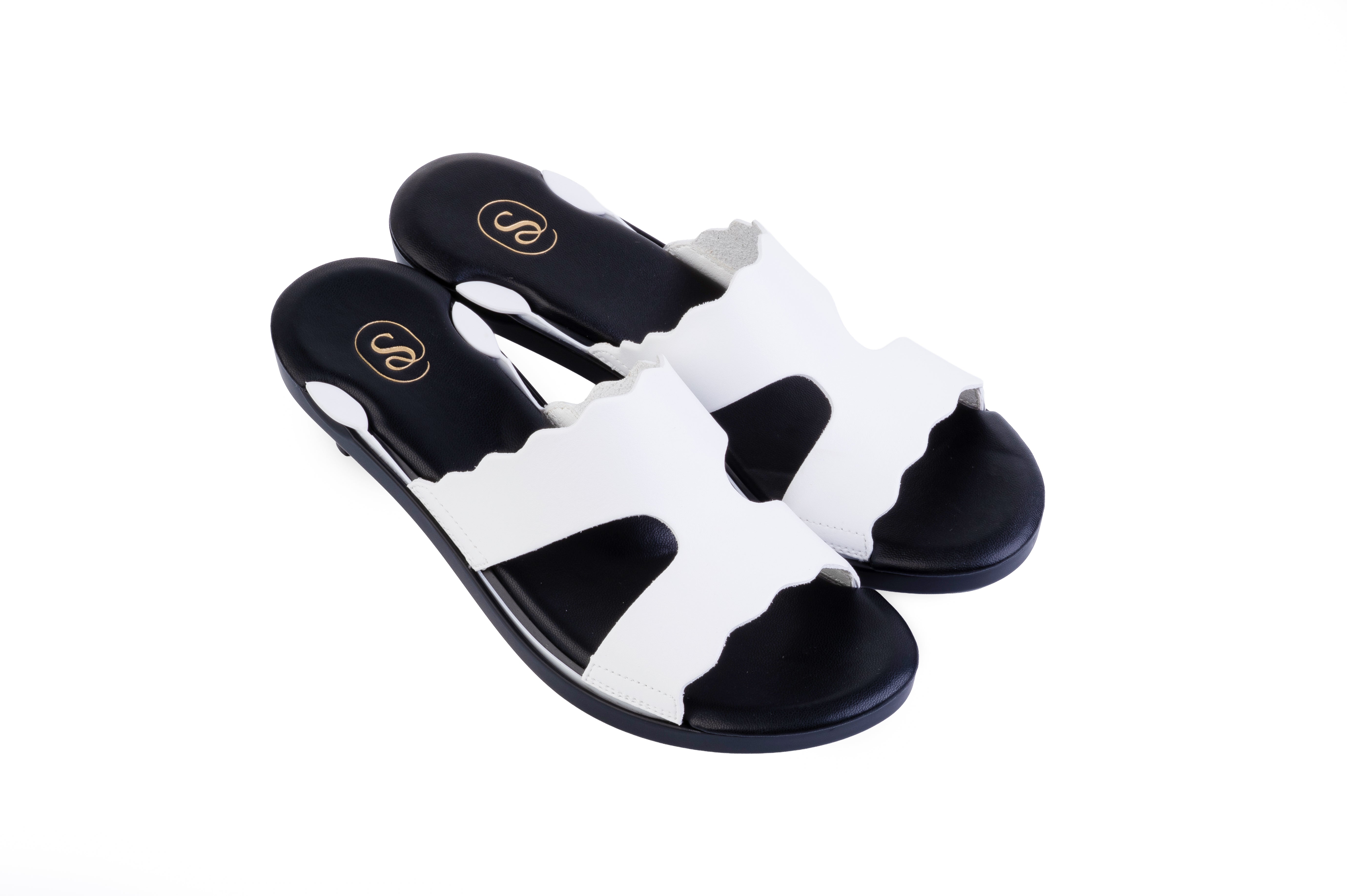 Estrella Scalloped sandal top in Brown — interchangeable design